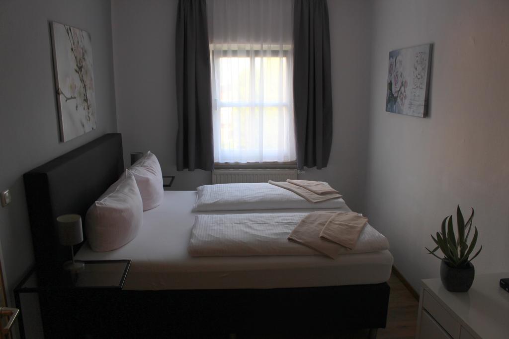 Hotel Wolke Майнинген Экстерьер фото